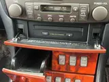 2003 Toyota Celsior 4.3 C Specification Interior Selection Silver Sedan for sale, Japanese used car export - photo 17 of 54 | GULJI TRADERS