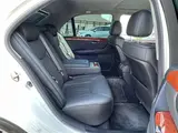 2003 Toyota Celsior C Interior Selection White Sedan for sale, Japanese used car export - photo 24 of 24 | GULJI TRADERS