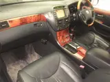 2003 Toyota Celsior C Show Interior Selection Blue Sedan for sale, Japanese used car export - photo 4 of 11 | GULJI TRADERS