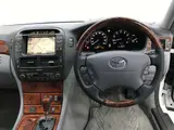 2003 Toyota Celsior 4.3 C specification Pearl Sedan for sale, Japanese used car export - photo 4 of 24 | GULJI TRADERS