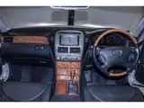 2003 Toyota Celsior C-spec Interior Selection, Genuine Navigation System Pearl Sedan for sale, Japanese used car export - photo 3 of 9 | GULJI TRADERS