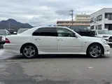 2004 Toyota Celsior eR use Pearl Sedan for sale, Japanese used car export - photo 4 of 26 | GULJI TRADERS