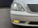 2004 Toyota Celsior 4.3 A specification Pearl Sedan for sale, Japanese used car export - photo 9 of 71 | GULJI TRADERS