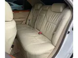 2004 Toyota Celsior 4.3 A specification Pearl Sedan for sale, Japanese used car export - photo 20 of 71 | GULJI TRADERS