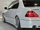 2004 Toyota Celsior 4.3 C Specification Interior Selection Pearl Sedan for sale, Japanese used car export - photo 3 of 62 | GULJI TRADERS