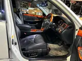 2004 Toyota Celsior 4.3 C Specification Interior Selection Pearl Sedan for sale, Japanese used car export - photo 22 of 62 | GULJI TRADERS