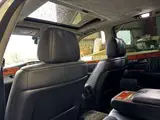 2004 Toyota Celsior 4.3 C Specification Interior Selection Pearl Sedan for sale, Japanese used car export - photo 51 of 62 | GULJI TRADERS