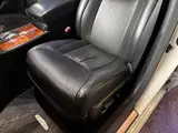 2004 Toyota Celsior 4.3 C Specification Interior Selection Pearl Sedan for sale, Japanese used car export - photo 59 of 62 | GULJI TRADERS