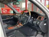 2004 Toyota Celsior e specification Pearl Sedan for sale, Japanese used car export - photo 3 of 37 | GULJI TRADERS