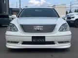 2004 Toyota Celsior C Show Interior Selection Pearl Sedan for sale, Japanese used car export - photo 2 of 39 | GULJI TRADERS