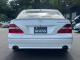 2004 Toyota Celsior C Show Interior Selection Pearl Sedan for sale, Japanese used car export - photo 6 of 39 | GULJI TRADERS