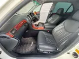 2004 Toyota Celsior C Show Interior Selection Pearl Sedan for sale, Japanese used car export - photo 25 of 39 | GULJI TRADERS