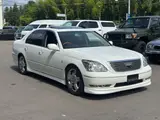 2004 Toyota Celsior C Show Interior Selection Pearl Sedan for sale, Japanese used car export - photo 38 of 39 | GULJI TRADERS