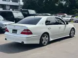 2004 Toyota Celsior C Show Interior Selection Pearl Sedan for sale, Japanese used car export - photo 39 of 39 | GULJI TRADERS