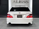 2004 Toyota Celsior 4.3 C Specification Interior Selection Pearl Sedan for sale, Japanese used car export - photo 17 of 70 | GULJI TRADERS