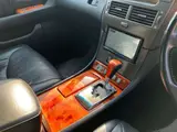 2004 Toyota Celsior 4.3 C Specification Interior Selection Black Sedan for sale, Japanese used car export - photo 22 of 42 | GULJI TRADERS