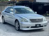 2004 Toyota Celsior e specification Silver Sedan for sale, Japanese used car export - photo 4 of 20 | GULJI TRADERS