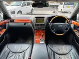 2004 Toyota Celsior e specification Silver Sedan for sale, Japanese used car export - photo 9 of 20 | GULJI TRADERS
