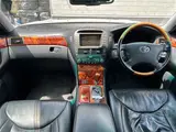 2004 Toyota Celsior eR Pearl Sedan for sale, Japanese used car export - photo 3 of 23 | GULJI TRADERS