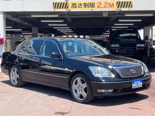 2004 Toyota Celsior C specification Genuine leather Multi-less exterior - photo 1 2004 Toyota Celsior C specification Genuine leather Multi-less exterior Black Sedan for sale, Japanese used car export - photo 1 of 50 | GULJI TRADERS