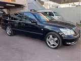 2004 Toyota Celsior C specification Genuine leather Multi-less exterior Black Sedan for sale, Japanese used car export - photo 11 of 50 | GULJI TRADERS