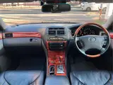 2004 Toyota Celsior C specification Genuine leather Multi-less exterior Black Sedan for sale, Japanese used car export - photo 23 of 50 | GULJI TRADERS
