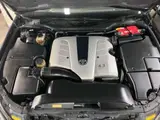 2004 Toyota Celsior C specification Genuine leather Multi-less exterior Black Sedan for sale, Japanese used car export - photo 48 of 50 | GULJI TRADERS