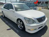 2004 Toyota Celsior C Interior Selection Pearl Sedan for sale, Japanese used car export - photo 1 of 12 | GULJI TRADERS