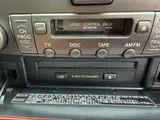 2004 Toyota Celsior eR Show Pearl Sedan for sale, Japanese used car export - photo 13 of 24 | GULJI TRADERS