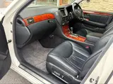 2004 Toyota Celsior eR Show Pearl Sedan for sale, Japanese used car export - photo 21 of 24 | GULJI TRADERS