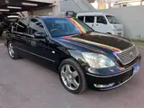 2004 Toyota Celsior C specification, genuine leather, multi-less, external navigation system, 20 Black Sedan for sale, Japanese used car export - photo 2 of 9 | GULJI TRADERS