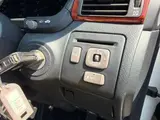 2005 Toyota Celsior 4.3 C Specification Interior Selection Pearl Sedan for sale, Japanese used car export - photo 27 of 66 | GULJI TRADERS