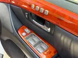 2005 Toyota Celsior 4.3 C Specification Interior Selection Pearl Sedan for sale, Japanese used car export - photo 31 of 66 | GULJI TRADERS