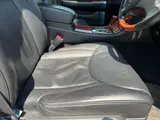 2005 Toyota Celsior 4.3 C Specification Interior Selection Pearl Sedan for sale, Japanese used car export - photo 34 of 66 | GULJI TRADERS