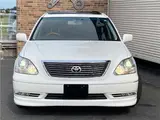 2005 Toyota Celsior er specification / aero / cruise control / leather seats Pearl Sedan for sale, Japanese used car export - photo 2 of 35 | GULJI TRADERS