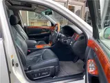 2005 Toyota Celsior er specification / aero / cruise control / leather seats Pearl Sedan for sale, Japanese used car export - photo 16 of 35 | GULJI TRADERS