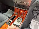 2005 Toyota Celsior er specification / aero / cruise control / leather seats Pearl Sedan for sale, Japanese used car export - photo 25 of 35 | GULJI TRADERS