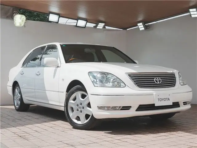 2005 Toyota Celsior C Specification Interior Selection - photo 1 2005 Toyota Celsior C Specification Interior Selection Pearl Sedan for sale, Japanese used car export - photo 1 of 78 | GULJI TRADERS