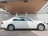 2005 Toyota Celsior C Specification Interior Selection Pearl Sedan for sale, Japanese used car export - photo 7 of 78 | GULJI TRADERS