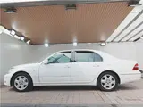 2005 Toyota Celsior C Specification Interior Selection Pearl Sedan for sale, Japanese used car export - photo 8 of 78 | GULJI TRADERS