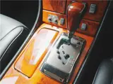2005 Toyota Celsior C Specification Interior Selection Pearl Sedan for sale, Japanese used car export - photo 32 of 78 | GULJI TRADERS