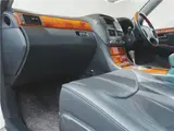 2005 Toyota Celsior C Specification Interior Selection Pearl Sedan for sale, Japanese used car export - photo 42 of 78 | GULJI TRADERS