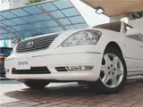 2005 Toyota Celsior C Specification Interior Selection Pearl Sedan for sale, Japanese used car export - photo 59 of 78 | GULJI TRADERS