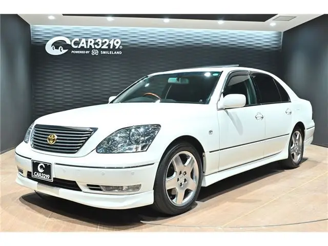 2005 Toyota Celsior ER Pearl Sedan for sale, Japanese used car export | GULJI TRADERS