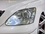 2005 Toyota Celsior 4.3 eR specifications Pearl Sedan for sale, Japanese used car export - photo 14 of 66 | GULJI TRADERS