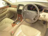 2005 Toyota Celsior eR Show Pearl Sedan for sale, Japanese used car export - photo 3 of 11 | GULJI TRADERS