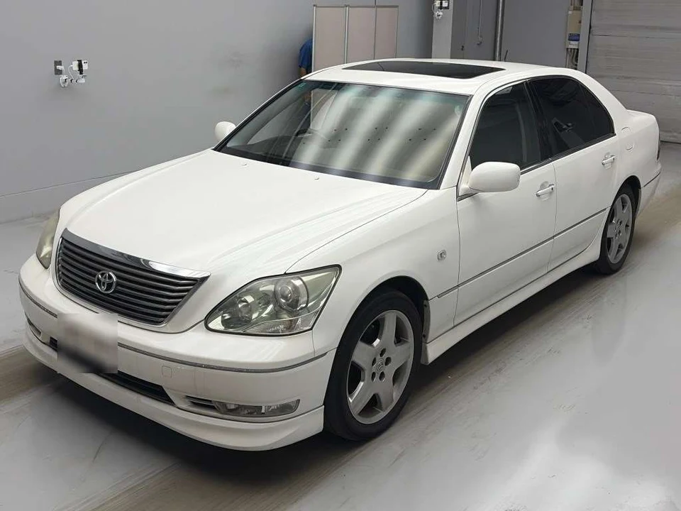 2005 Toyota Celsior - photo 1 2005 Toyota Celsior Sedan for sale, Japanese used car export - photo 1 of 2 | GULJI TRADERS