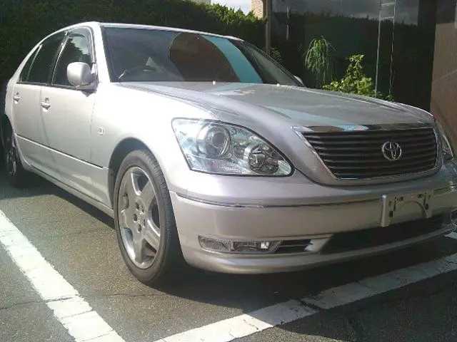 2005 Toyota Celsior eR Show Silver Sedan for sale, Japanese used car export - photo 1 of 22 | GULJI TRADERS