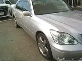 2005 Toyota Celsior eR Show Silver Sedan for sale, Japanese used car export - photo 11 of 22 | GULJI TRADERS