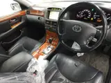 2005 Toyota Celsior C specification Pearl Sedan for sale, Japanese used car export - photo 3 of 6 | GULJI TRADERS